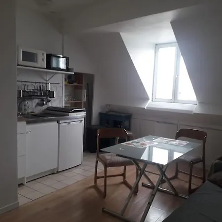 Apartment Gare Du Nord 2 Et Sejour Avec Lit Paris
