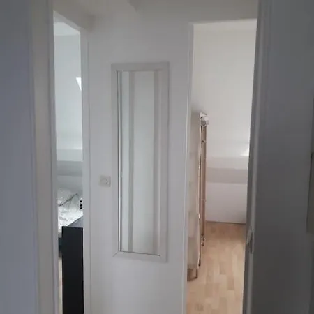 Apartment Gare Du Nord 2 Et Sejour Avec Lit